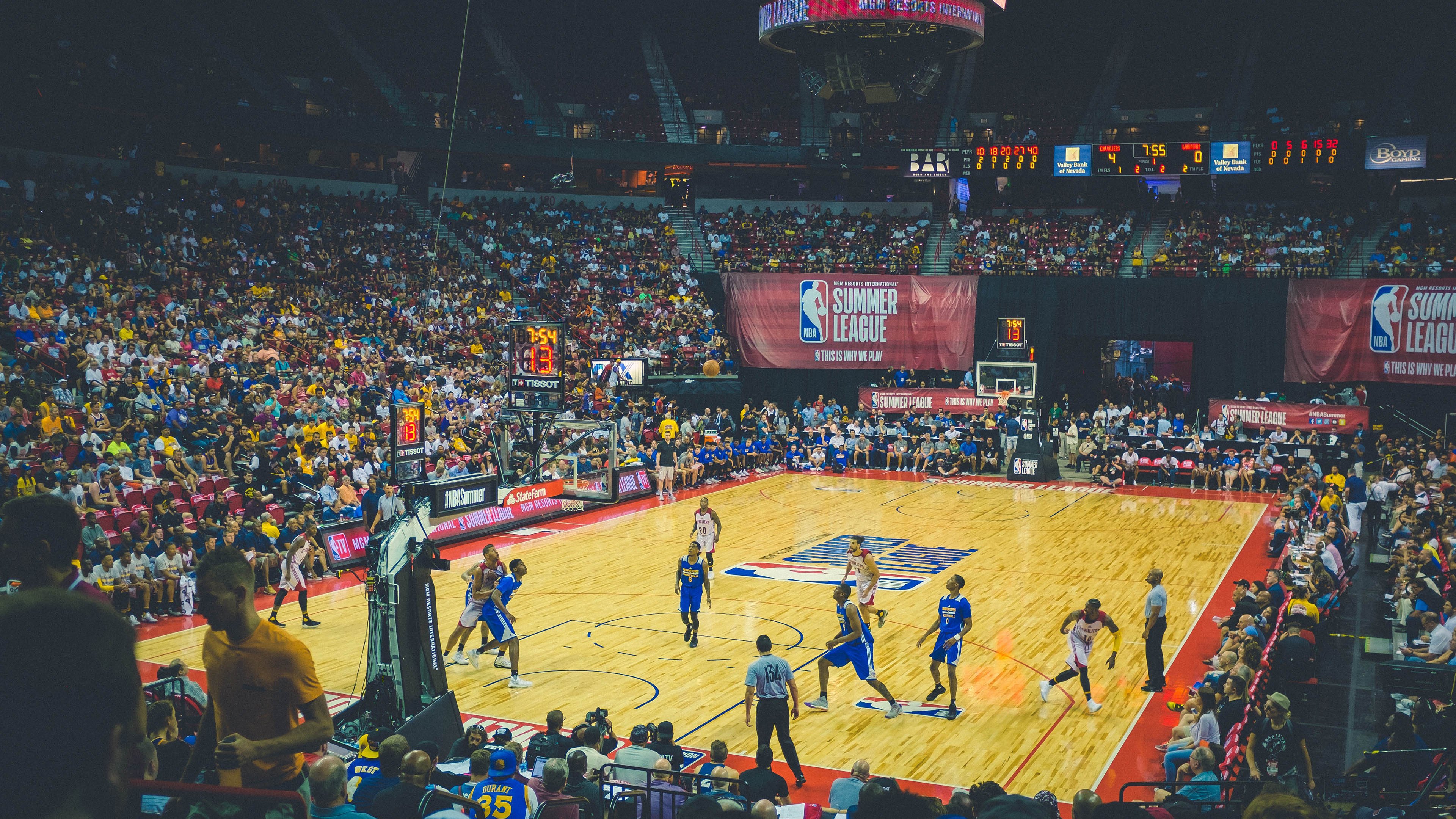 尼斯锋线摩根重回训练场，备战工作全面展开，摩根尼斯怎么打